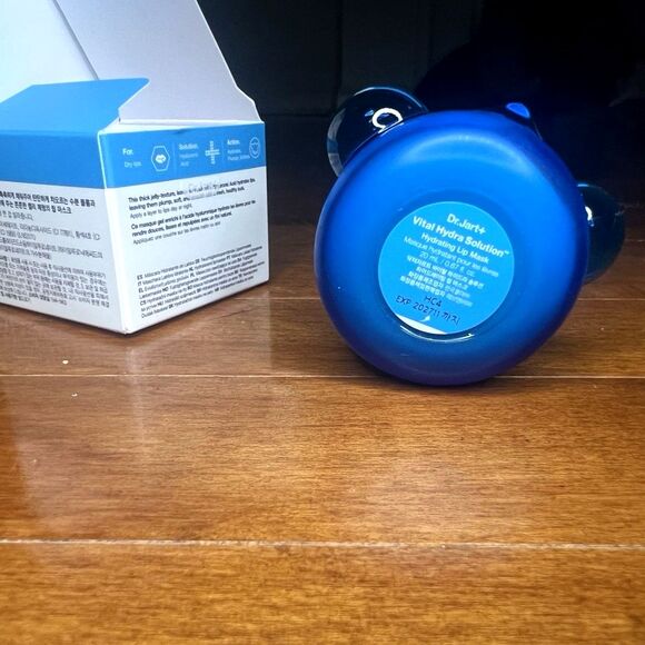 Dr. Jart+ Vital Hydra Solution Jelly Bear Hydrating Lip Mask 20ml/.67oz NIB NEW - Picture 4 of 6